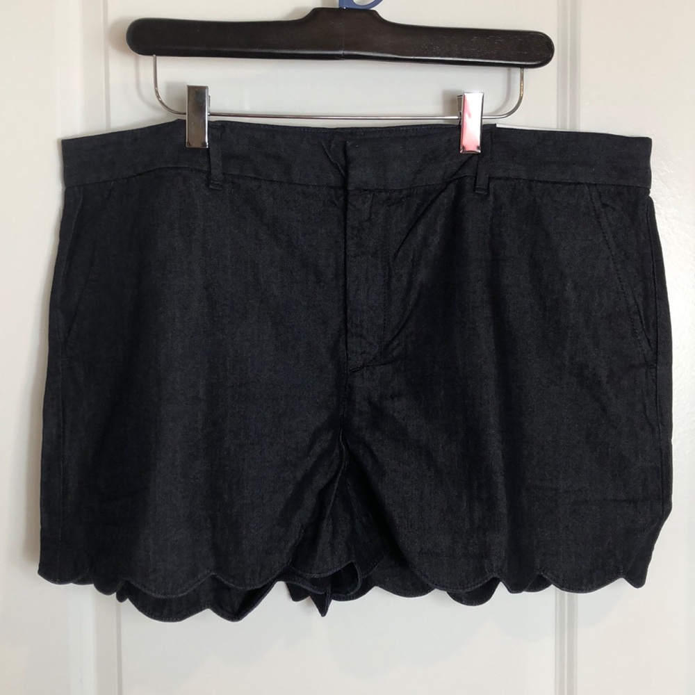 Scallop Short